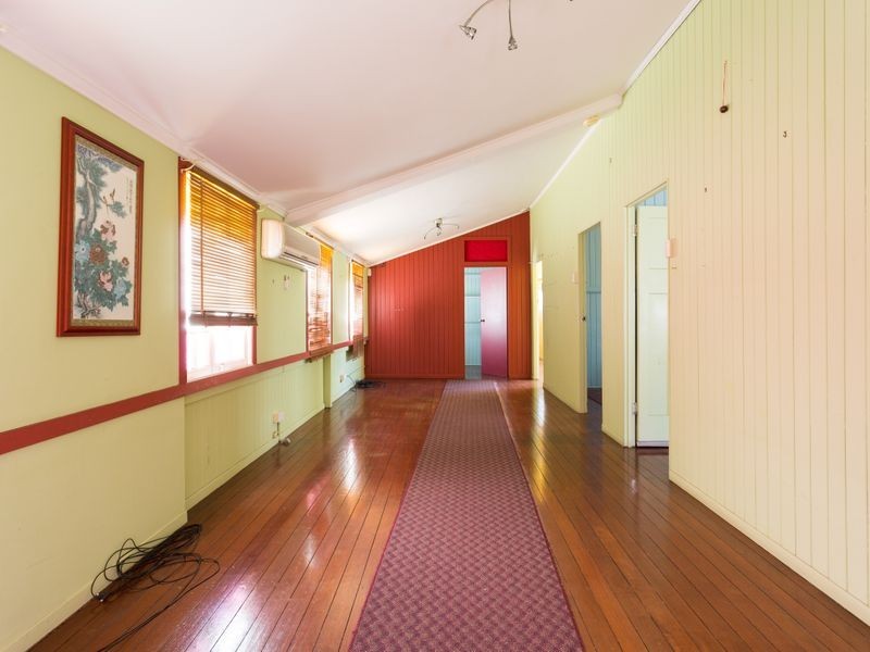 172 Scarborough Street, Southport QLD 4215