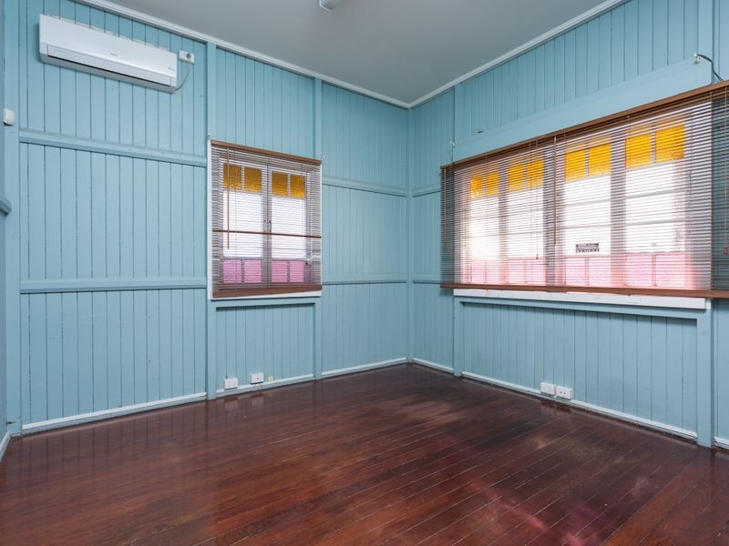 172 Scarborough Street, Southport QLD 4215