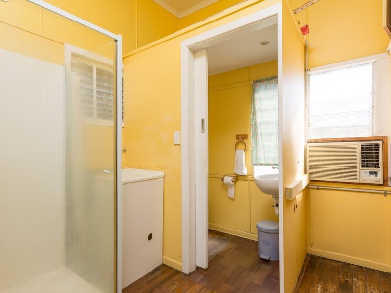 172 Scarborough Street, Southport QLD 4215