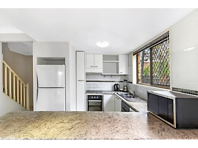 u12a/11 Waterford Court, Bundall QLD 4217