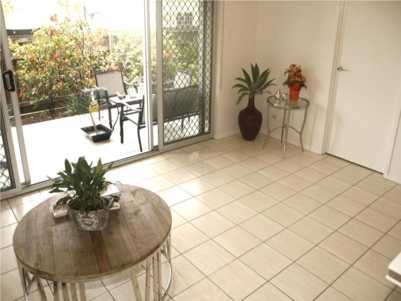 1/16 Wren St, Bowen Hills QLD 4006