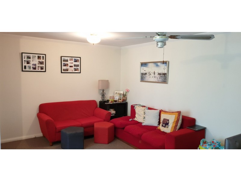 111 Markeri Street, Mermaid Waters QLD 4218