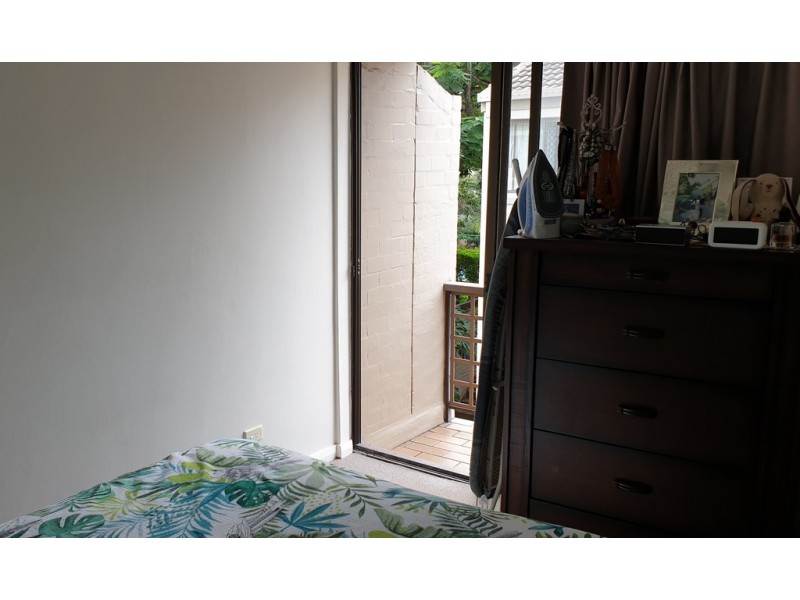 111 Markeri Street, Mermaid Waters QLD 4218