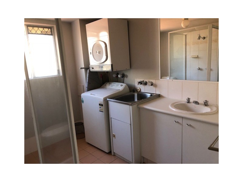 4 Adori, Chevron Island QLD 4217