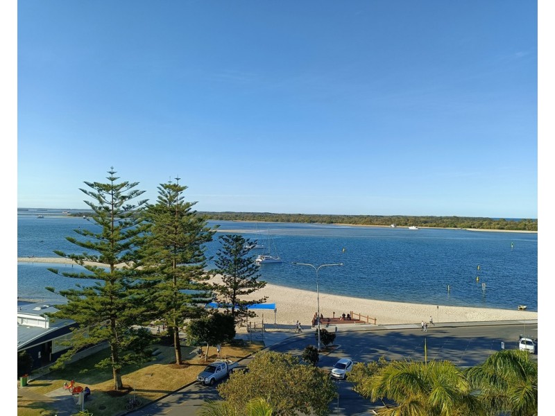 612/360 Marine Parade, Labrador QLD 4215