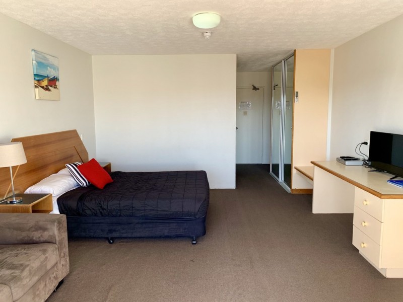 301/2007 Gold Coast Hwy, Miami QLD 4220