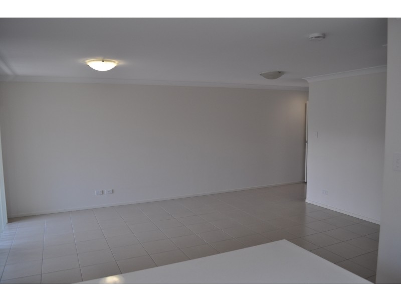 10 Riverview Rd, Nerang QLD 4211