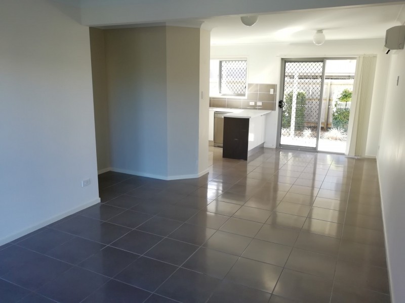 1 McAuley Parade, Pacific Pines QLD 4211