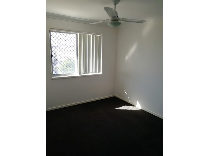 1 McAuley Parade, Pacific Pines QLD 4211