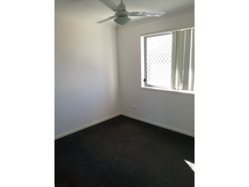 1 McAuley Parade, Pacific Pines QLD 4211