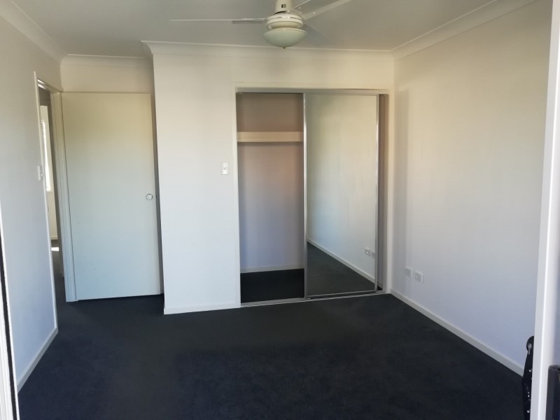 1 McAuley Parade, Pacific Pines QLD 4211