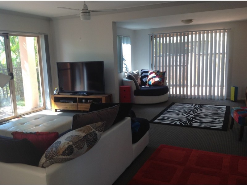 10/3 Fortuna Place, Parkwood QLD 4214