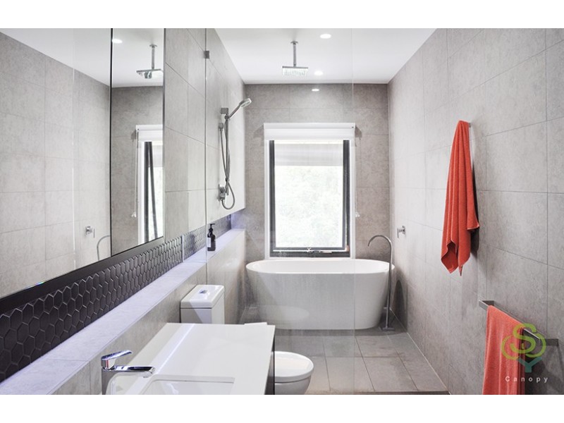 390 Simpsons Rd, Bardon QLD 4065