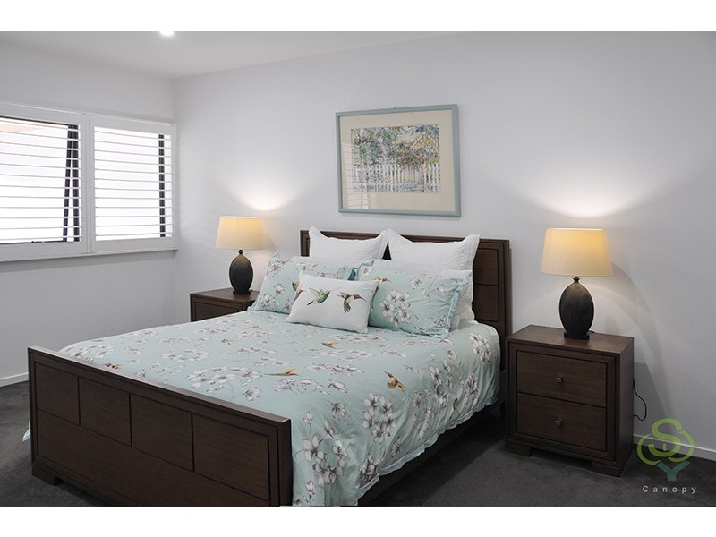 390 Simpsons Rd, Bardon QLD 4065