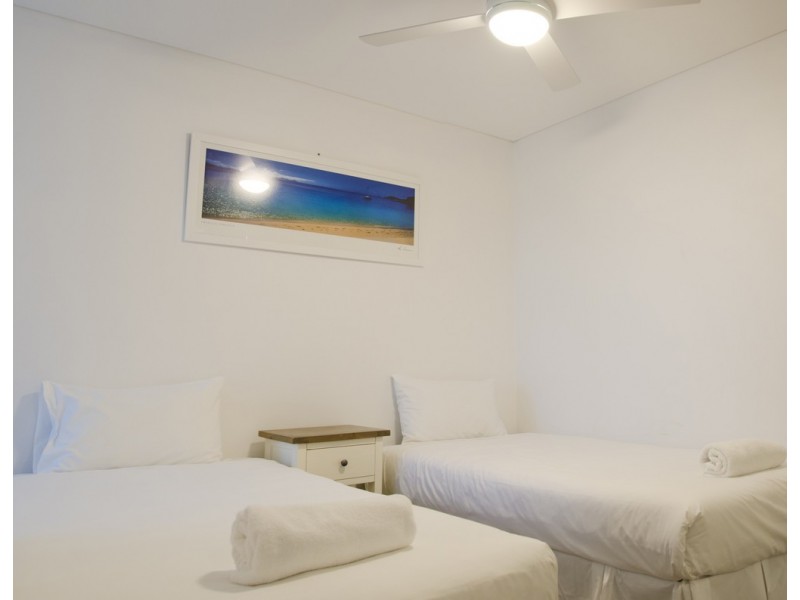 605/2-4 Creek Street, Kirra Beach, Kirra QLD 4225