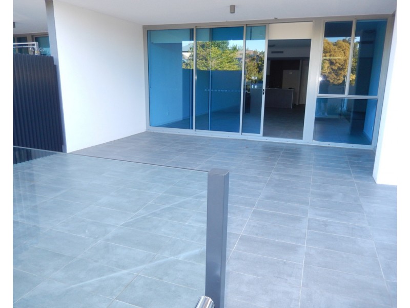 3018/397 3018/397 Christine Ave, Varsity Lakes QLD 4227