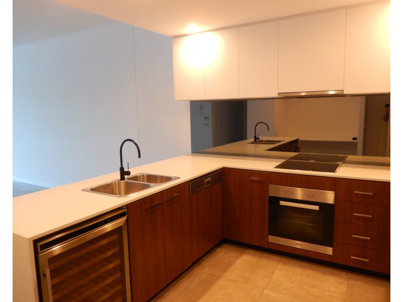 3018/397 3018/397 Christine Ave, Varsity Lakes QLD 4227