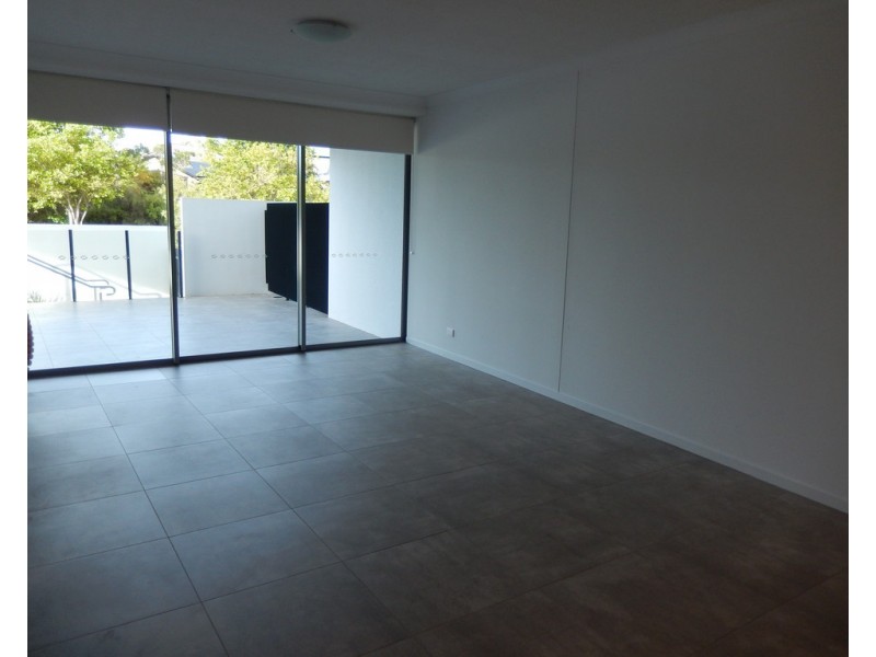 3018/397 3018/397 Christine Ave, Varsity Lakes QLD 4227