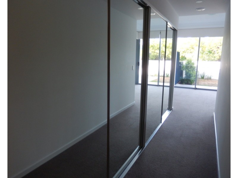 3018/397 3018/397 Christine Ave, Varsity Lakes QLD 4227