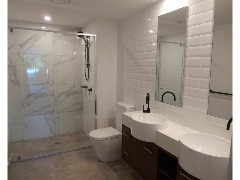 3018/397 3018/397 Christine Ave, Varsity Lakes QLD 4227