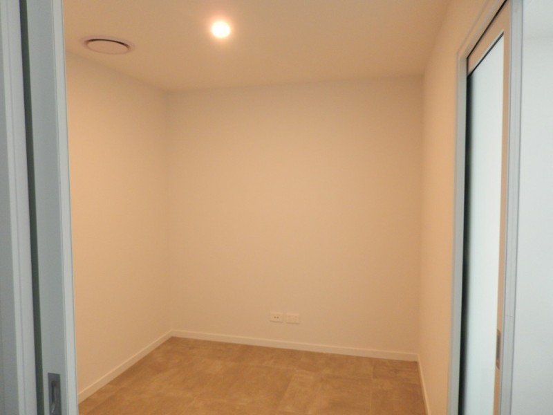 Varsity Lakes QLD 4227