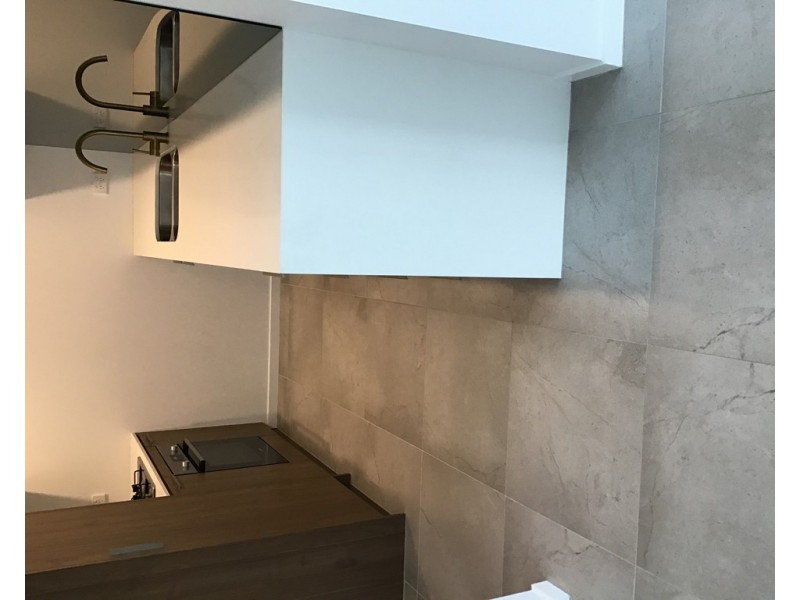 808/372 372 Marine Parade, Labrador QLD 4215