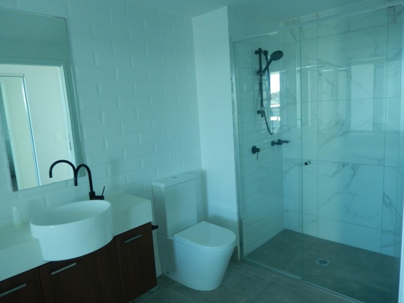 Varsity Lakes QLD 4227