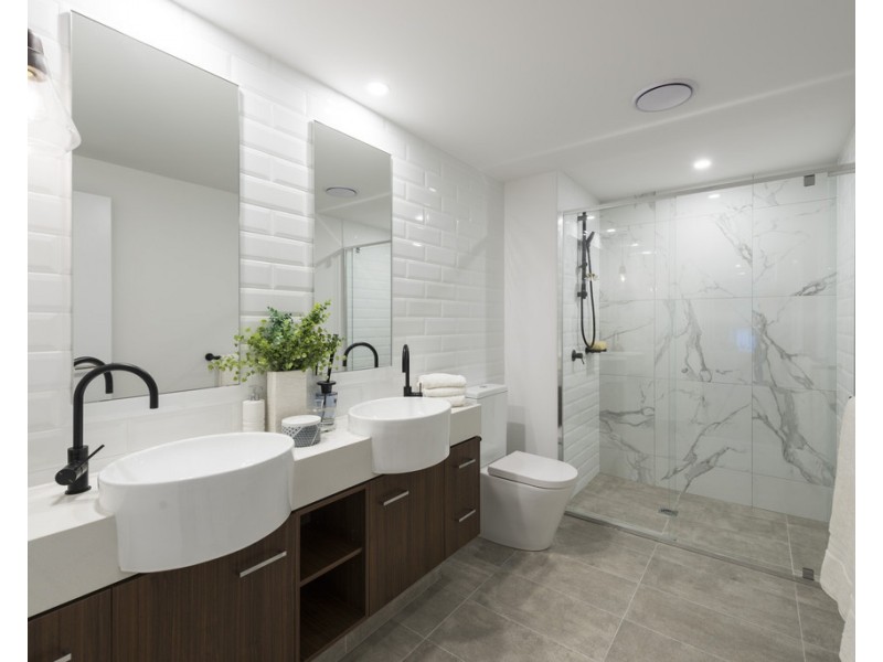 2309/397 397 Christine Ave, Varsity Lakes QLD 4227