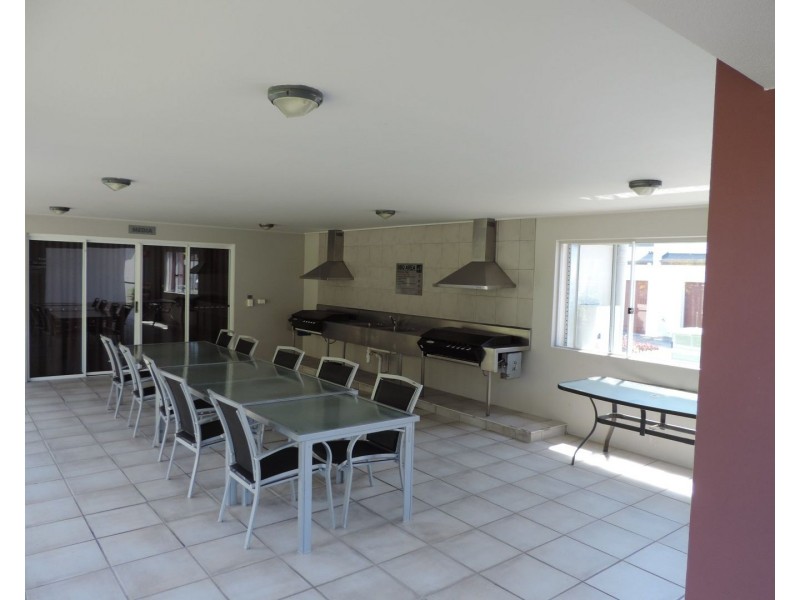 711/33 Clark Street, Southport QLD 4215