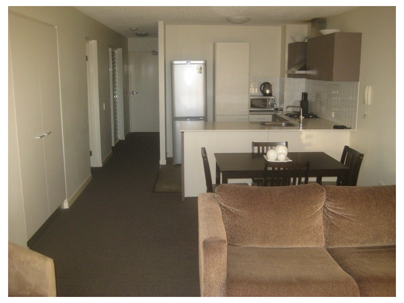 S09 8 Cordelia Street, South Brisbane QLD 4101