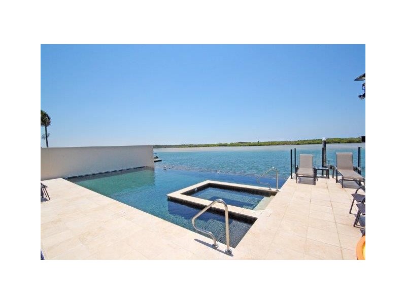 6A/120 DUPORTH AVE, Maroochydore QLD 4558