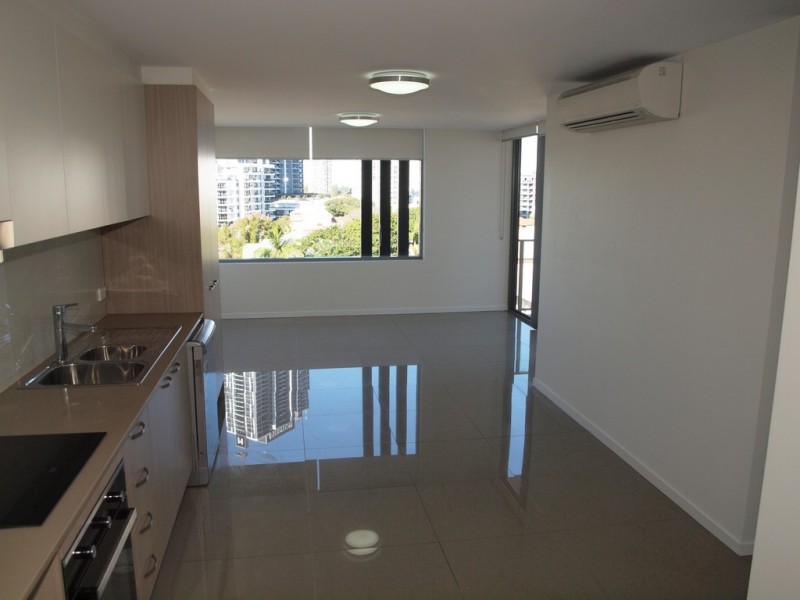 22 Lather Street, Southport QLD 4215