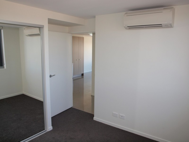 22 Lather Street, Southport QLD 4215