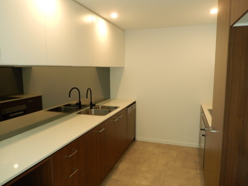 Varsity Lakes QLD 4227