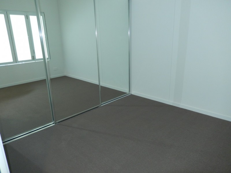 Varsity Lakes QLD 4227