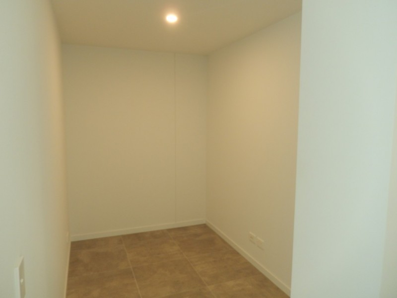 Varsity Lakes QLD 4227