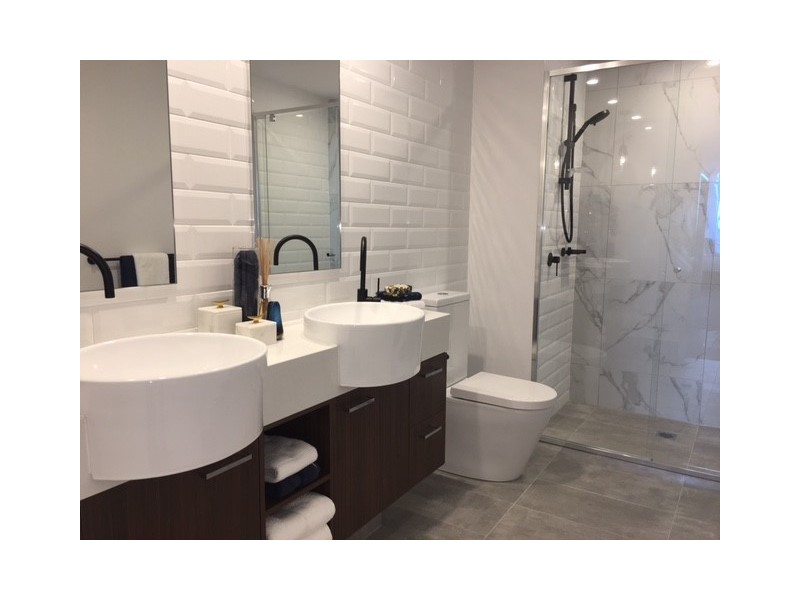 Varsity Lakes QLD 4227