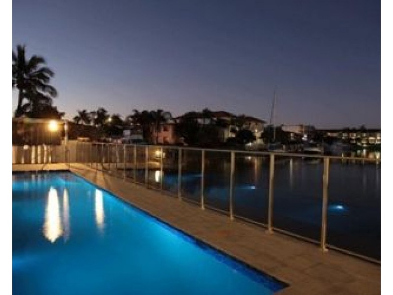 33-37 Madang Cres, Runaway Bay QLD 4216