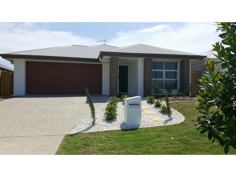 25 Voyager Terrace, Pimpama QLD 4209