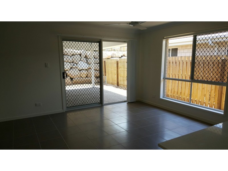 25 Voyager Terrace, Pimpama QLD 4209