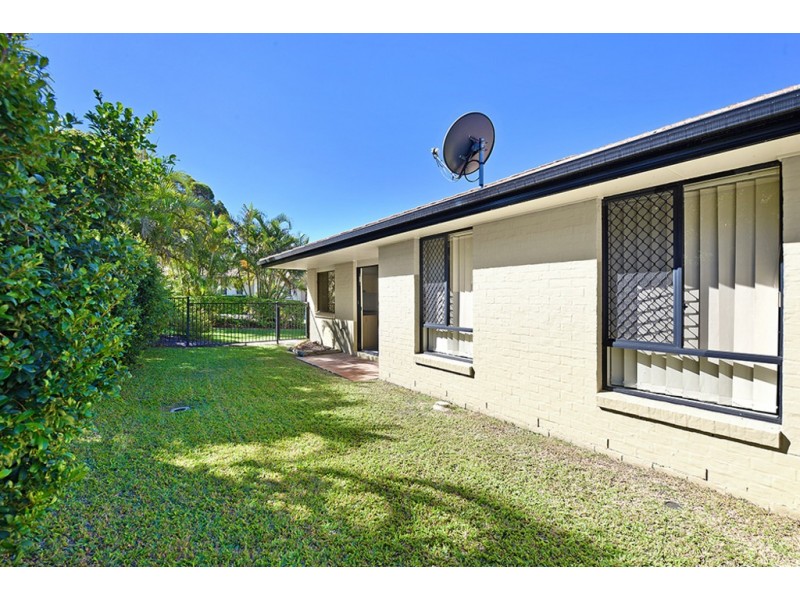 30/20 Brown Street, Labrador QLD 4215