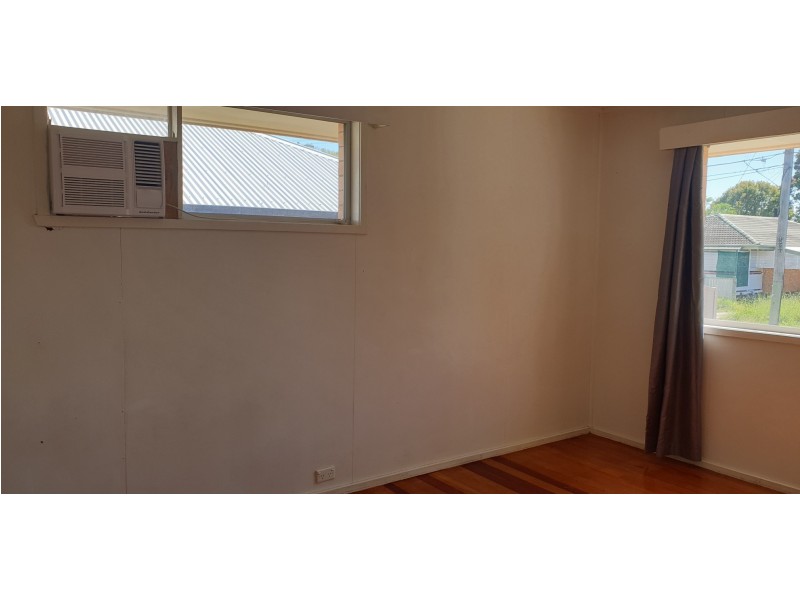 10 CROWN STREET, Slacks Creek QLD 4127