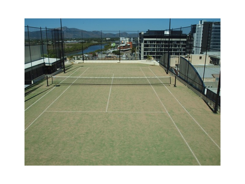 86-124 OGDEN, STREET, Townsville City QLD 4810