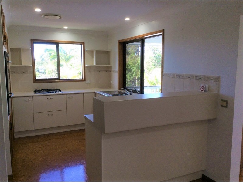6 Maple Avenue, Tewantin QLD 4565