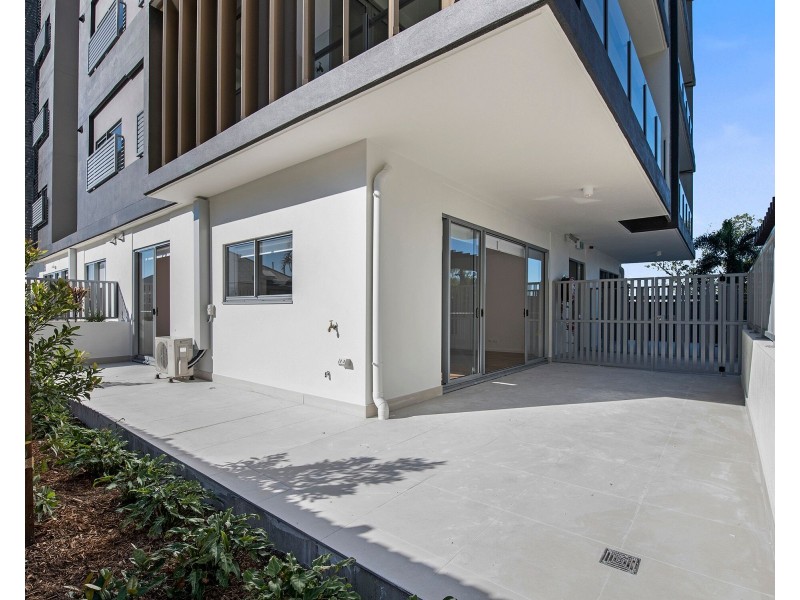 25 Riverview Tce, Indooroopilly QLD 4068