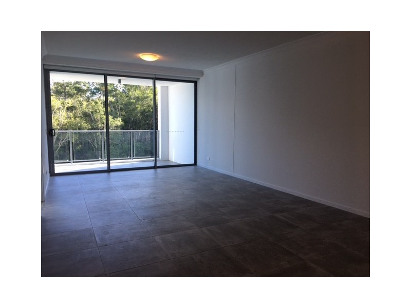 1721/397 Christine Ave, Varsity Lakes QLD 4227