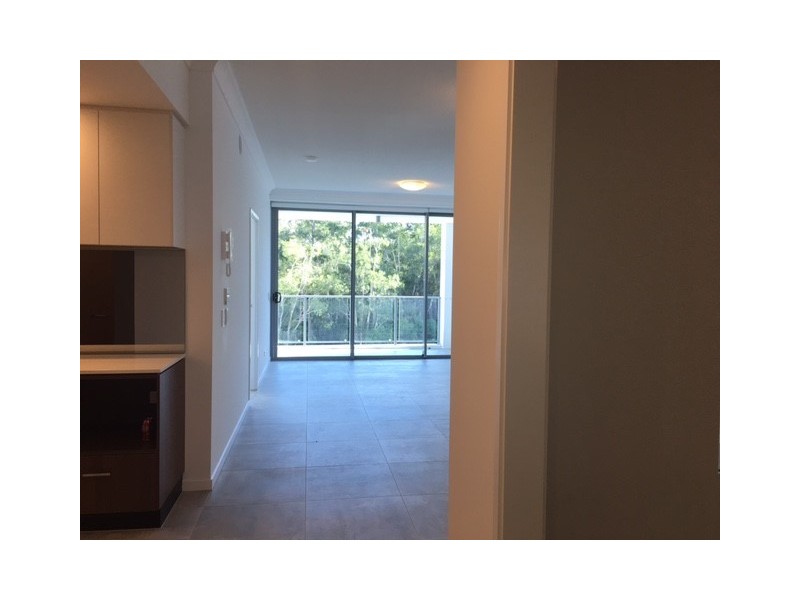 1721/397 Christine Ave, Varsity Lakes QLD 4227