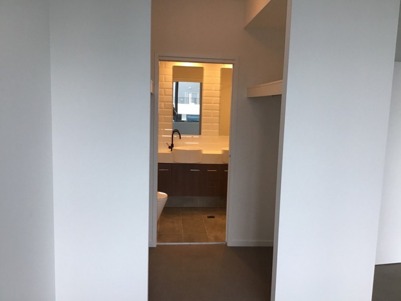 1721/397 Christine Ave, Varsity Lakes QLD 4227