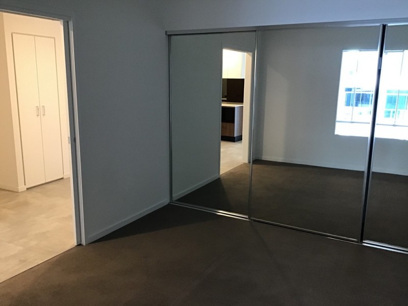 1721/397 Christine Ave, Varsity Lakes QLD 4227