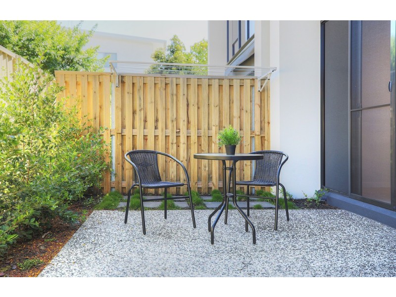 2 21 magnoli circuit, Palm Beach QLD 4221